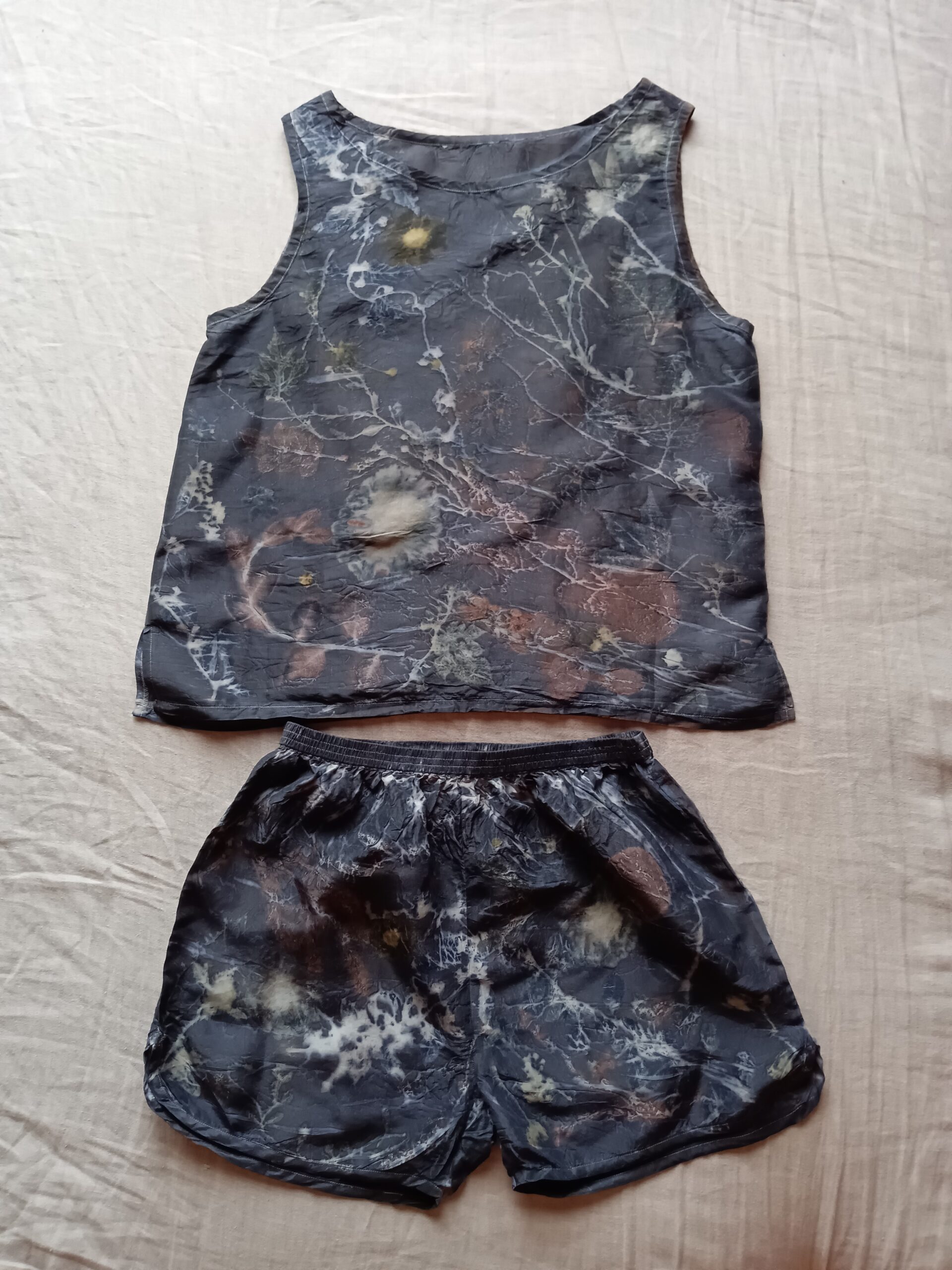 夜の森 - タンクトップ・ショートパンツセット