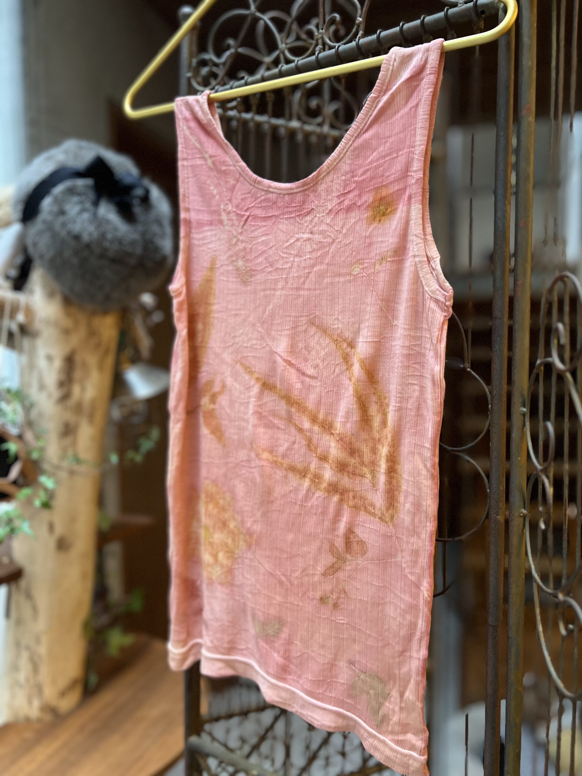 【ユキノハ】草木染 シルク100％ タンクトップ – Y2503