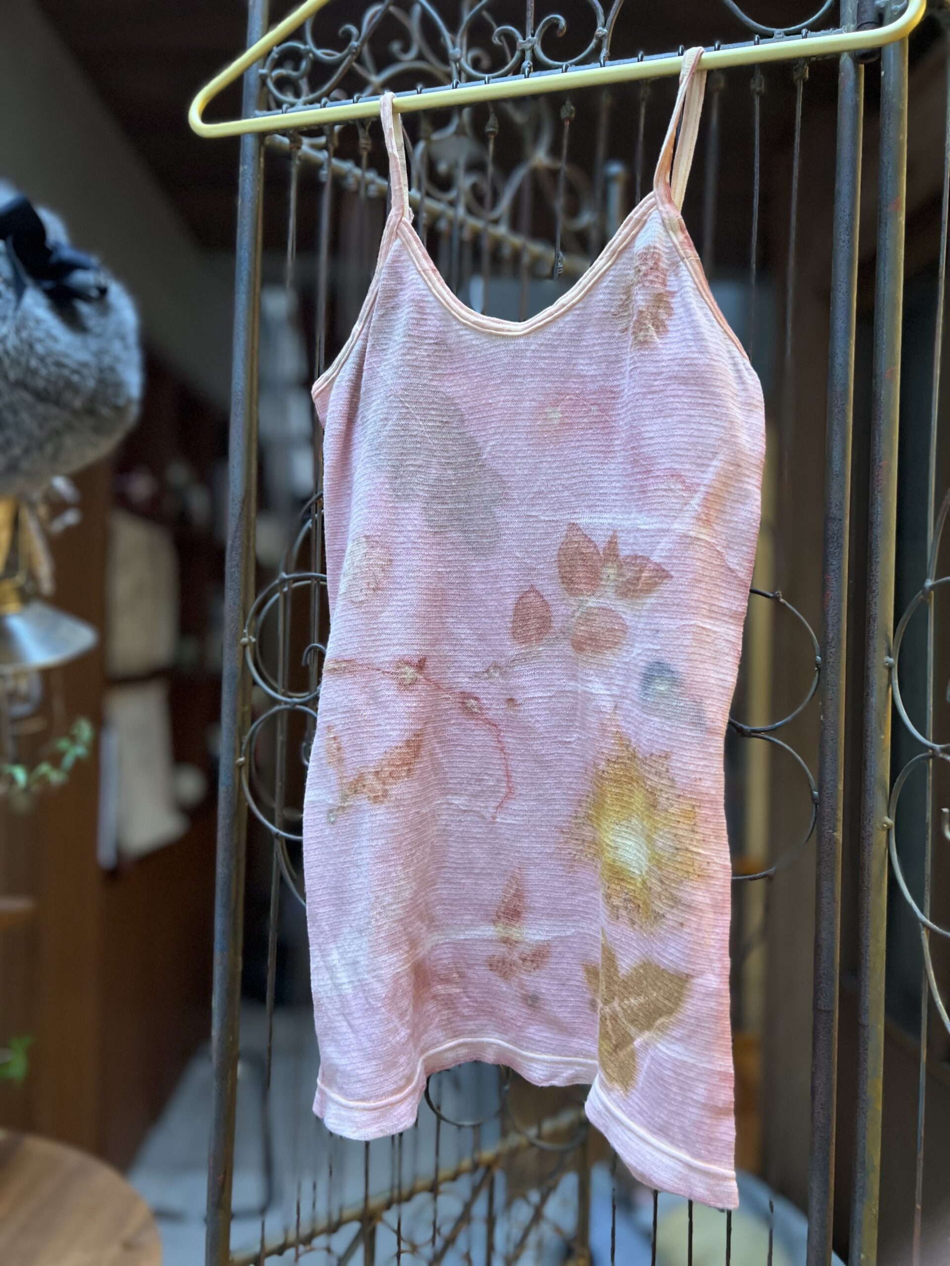 【ユキノハ】恋する夜明け　草木染 キャミソール