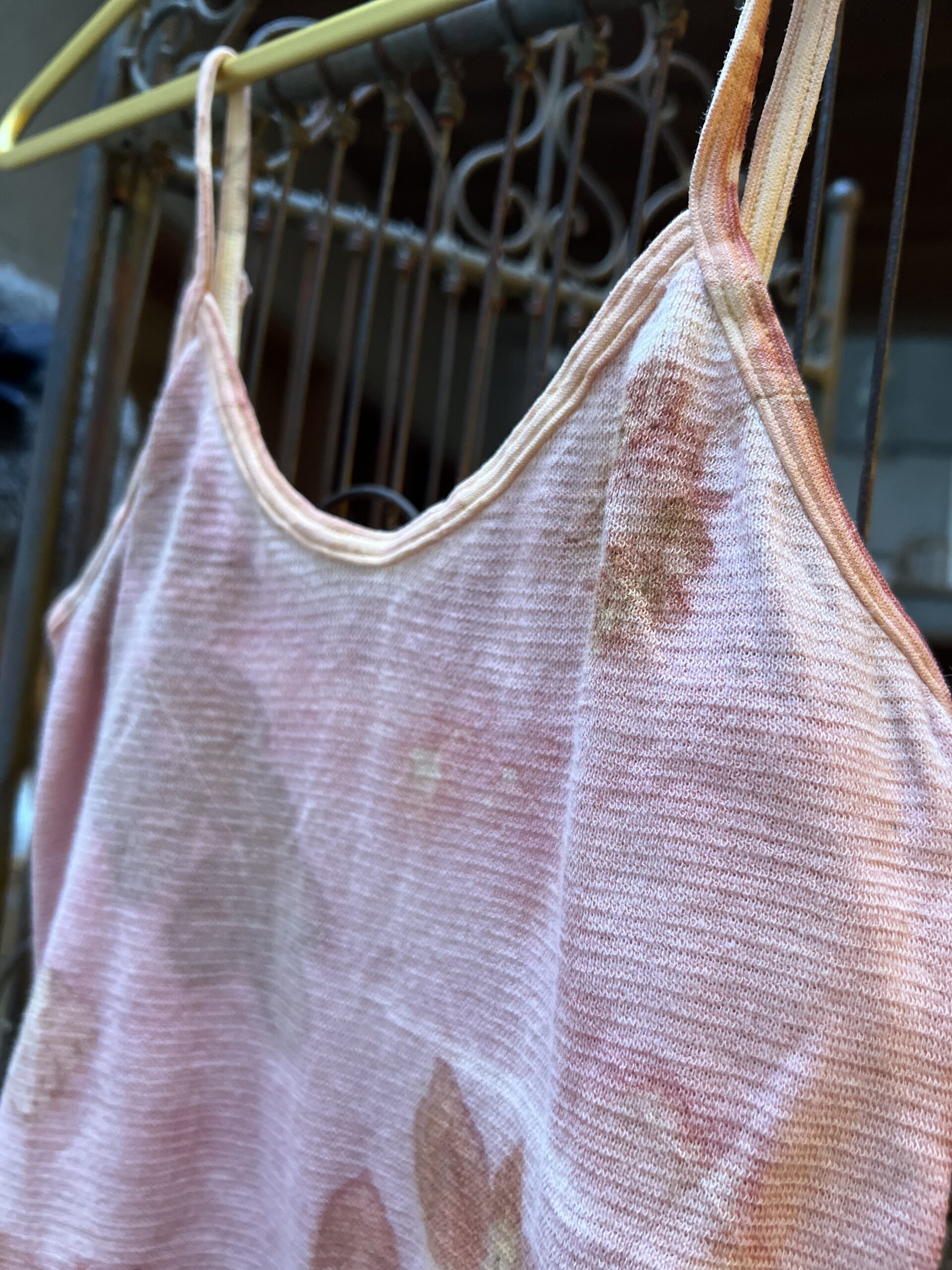 【ユキノハ】恋する夜明け　草木染 キャミソール